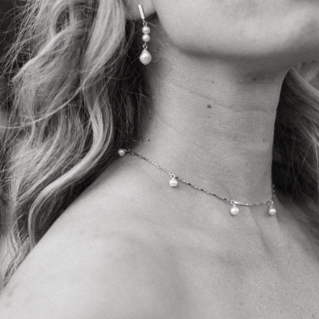 Marguerite necklace