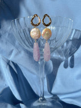 Load image into Gallery viewer, Lilac Earrings
